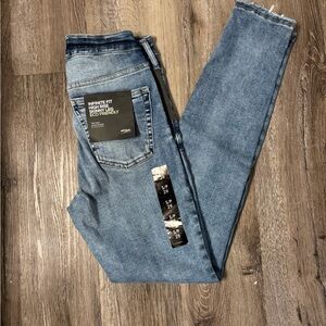 Silver Jeans Women’s Infinite Fit High Rise Jeans size small